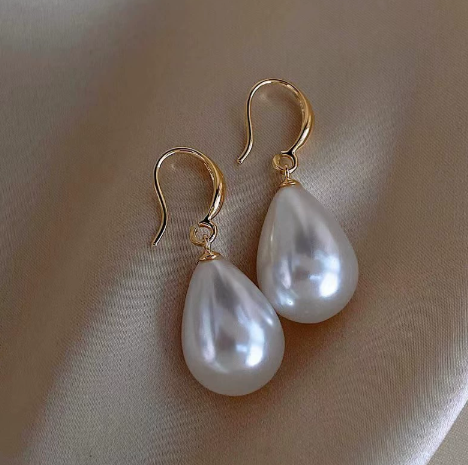 Elegant Pearl Drop Earrings